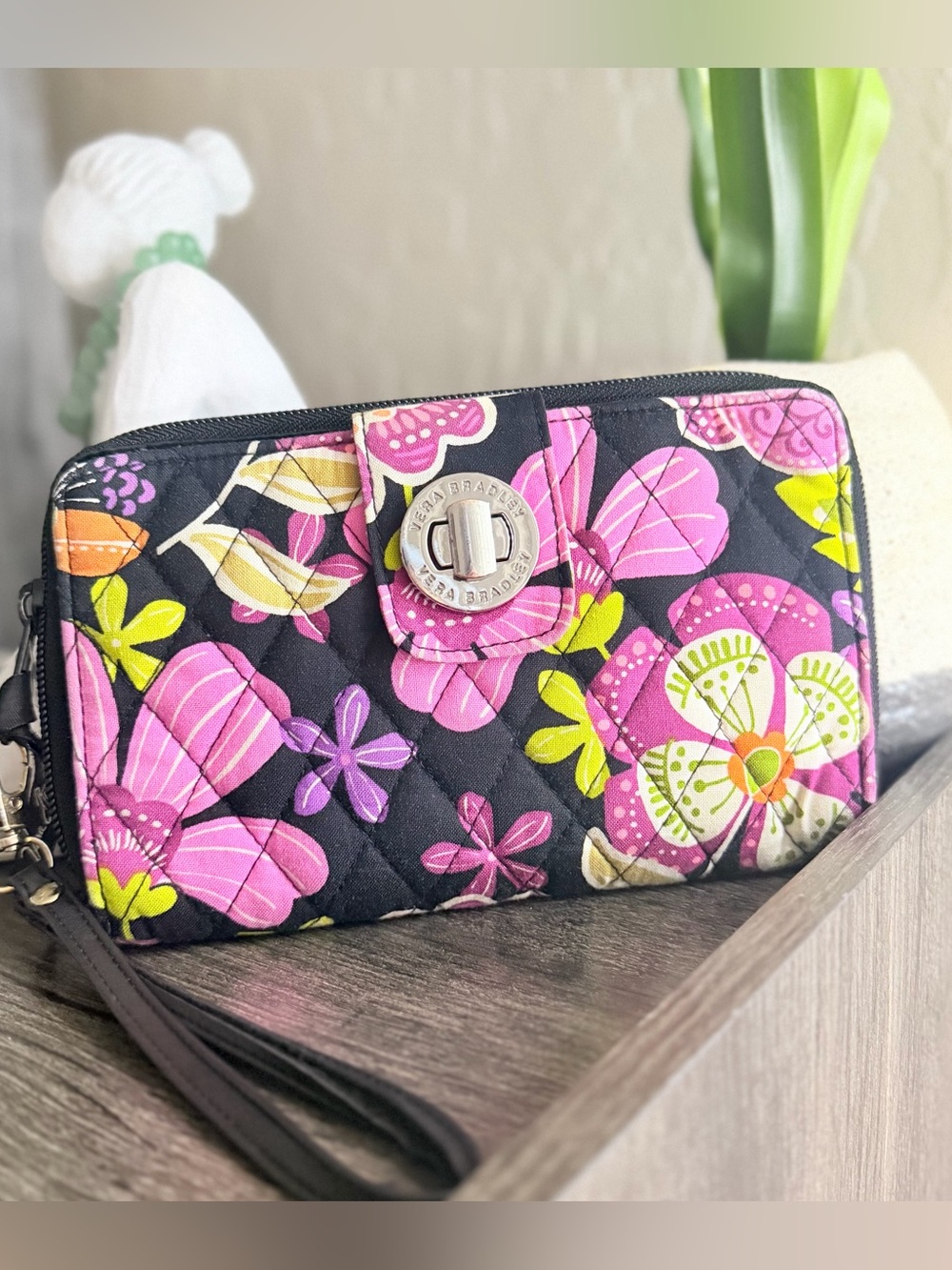 Vera Bradley Zip-Around Wallet Botanica Retired